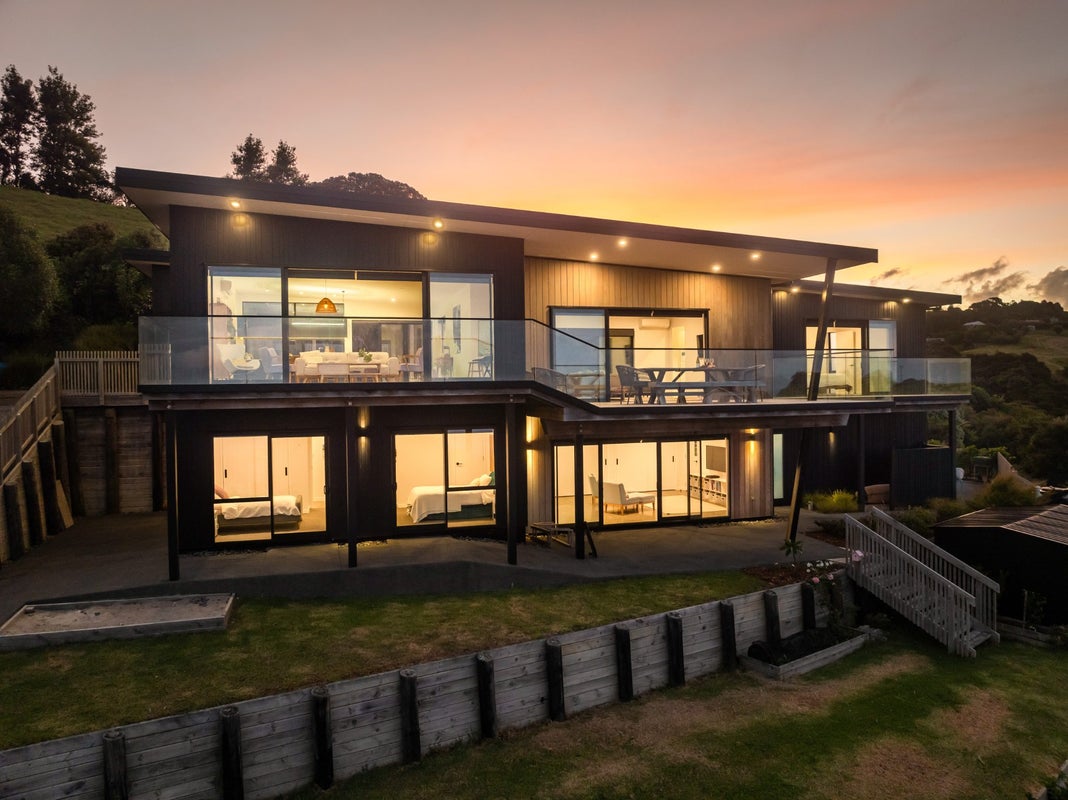 16 Granada Lane, Langs Beach, Whangarei, Northland - Carousel 1