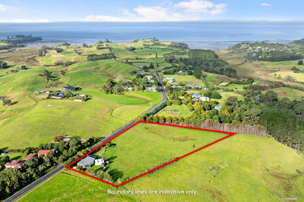 3031 Awhitu Road, Waiuku - Carousel 1