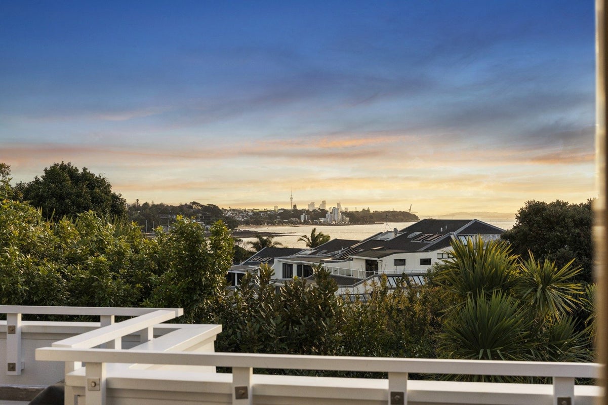 6 Clarendon Road, St Heliers, Auckland - Carousel 1