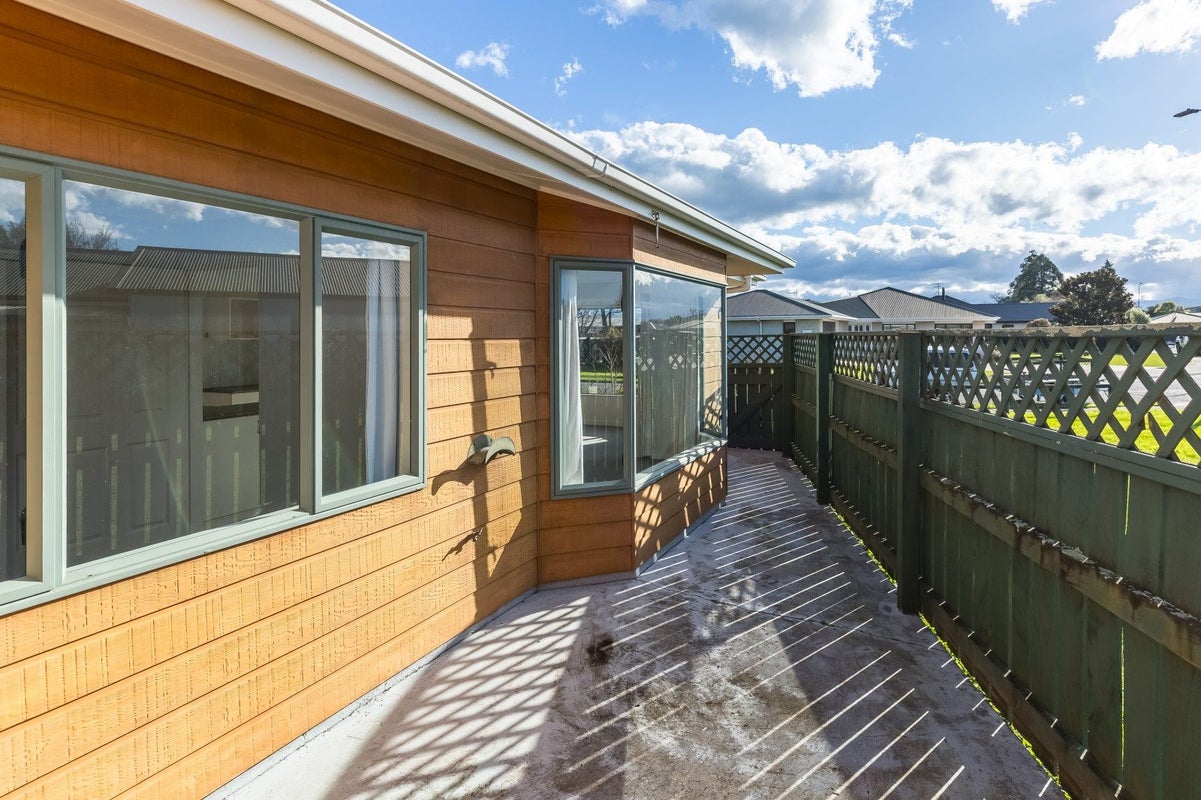 8 Timms Place, Kuripuni, Masterton - Carousel 13