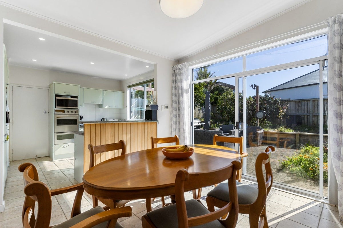 56 Hawera Road, Kohimarama, Auckland - Carousel 2