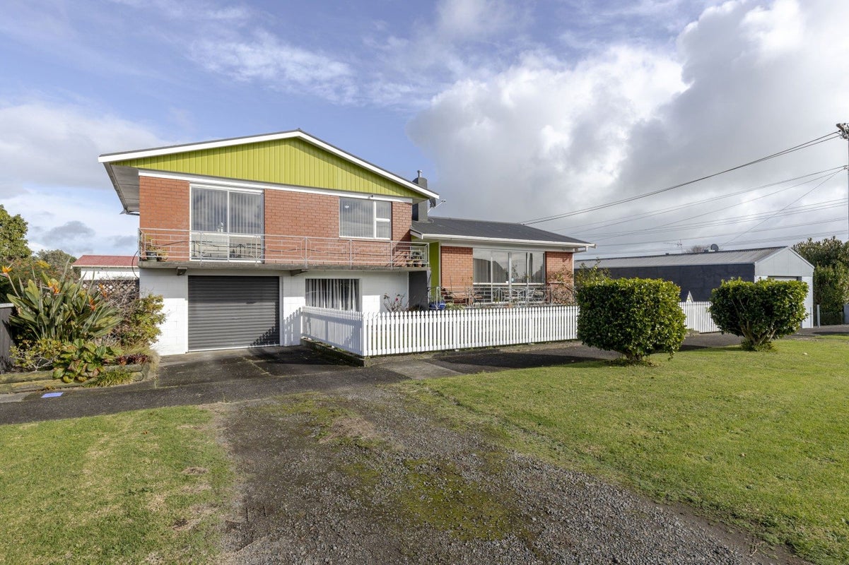 7A Blake Street, Waitara, Waitara - Carousel 1