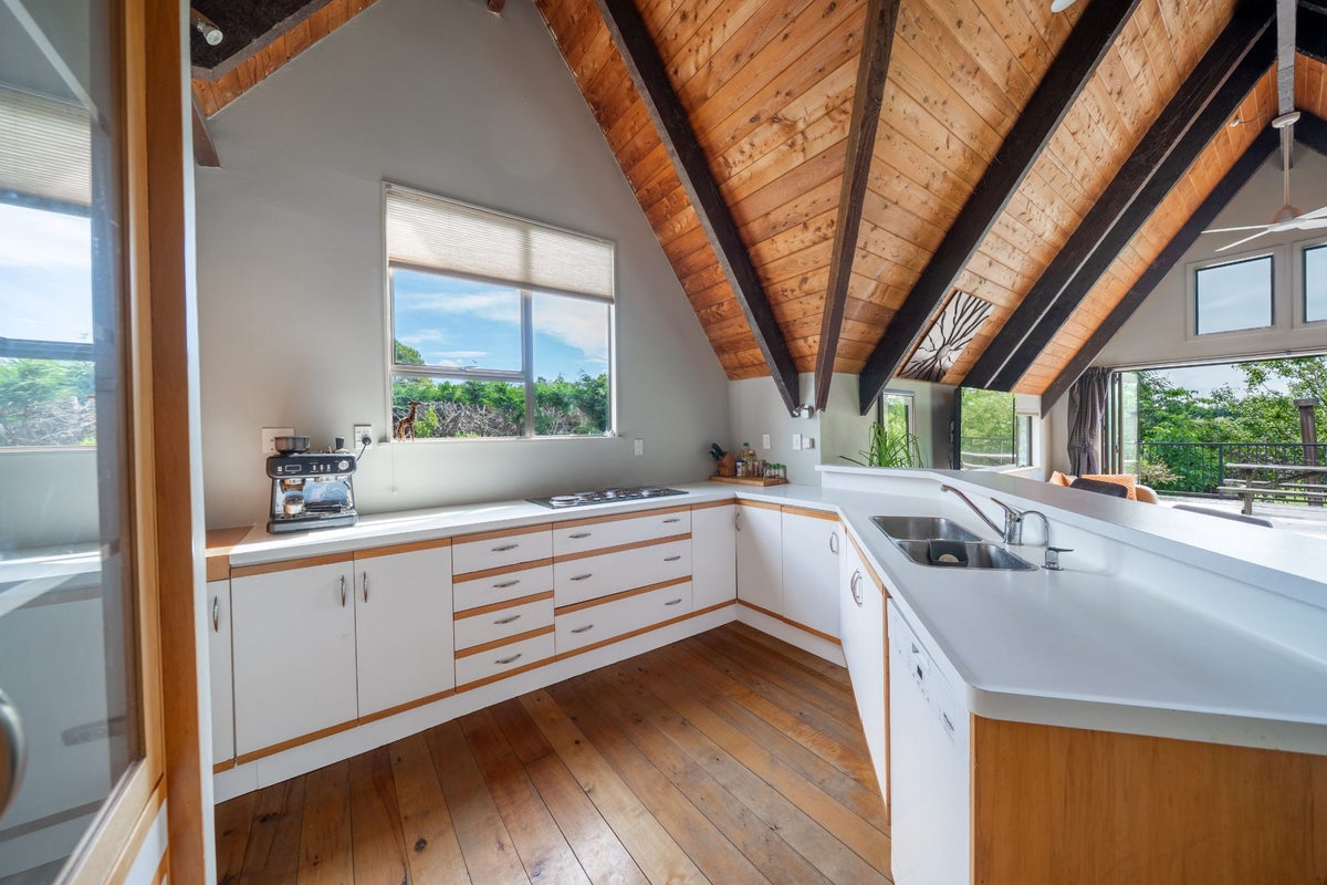 27 Wilcox Road, Seaward Bush, Invercargill - Carousel 2