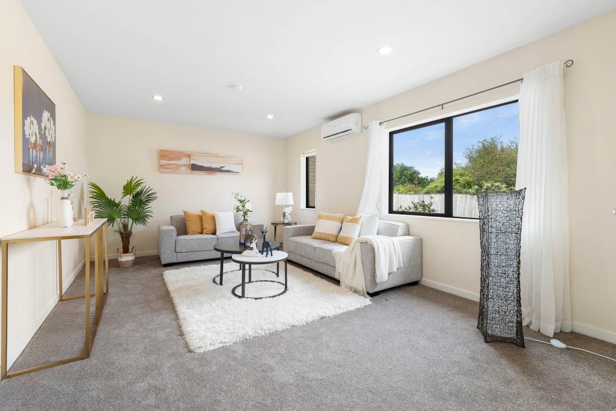 29B Edgewater Drive, Pakuranga, Auckland - Carousel 2