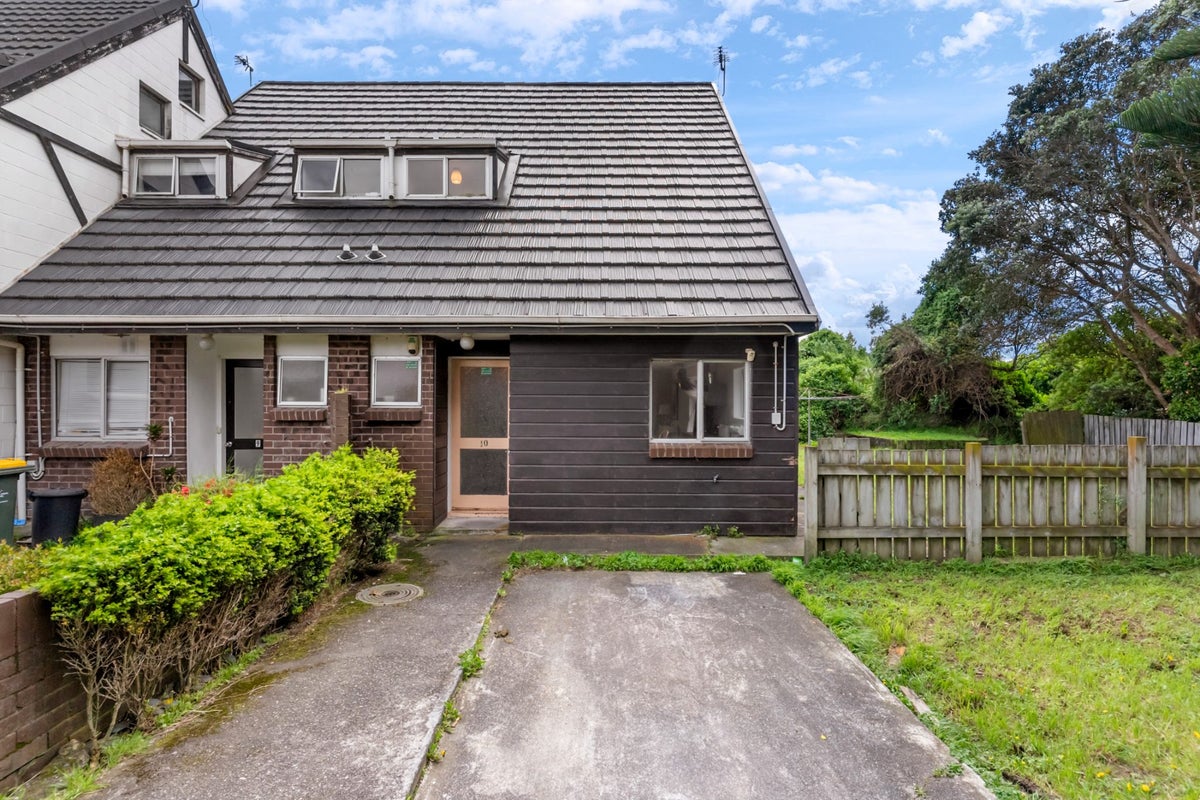 10/31 Mana Avenue, Titahi Bay, Porirua - Carousel 2
