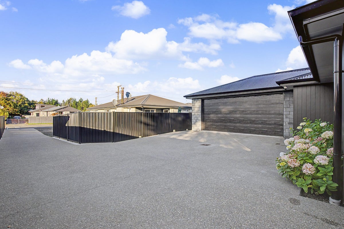 20B Holloway Street, Waikiwi, Invercargill - Carousel 20