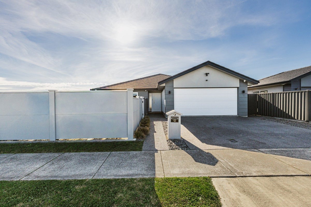 12 Hurunui Drive, Te Awa, Napier - Carousel 24