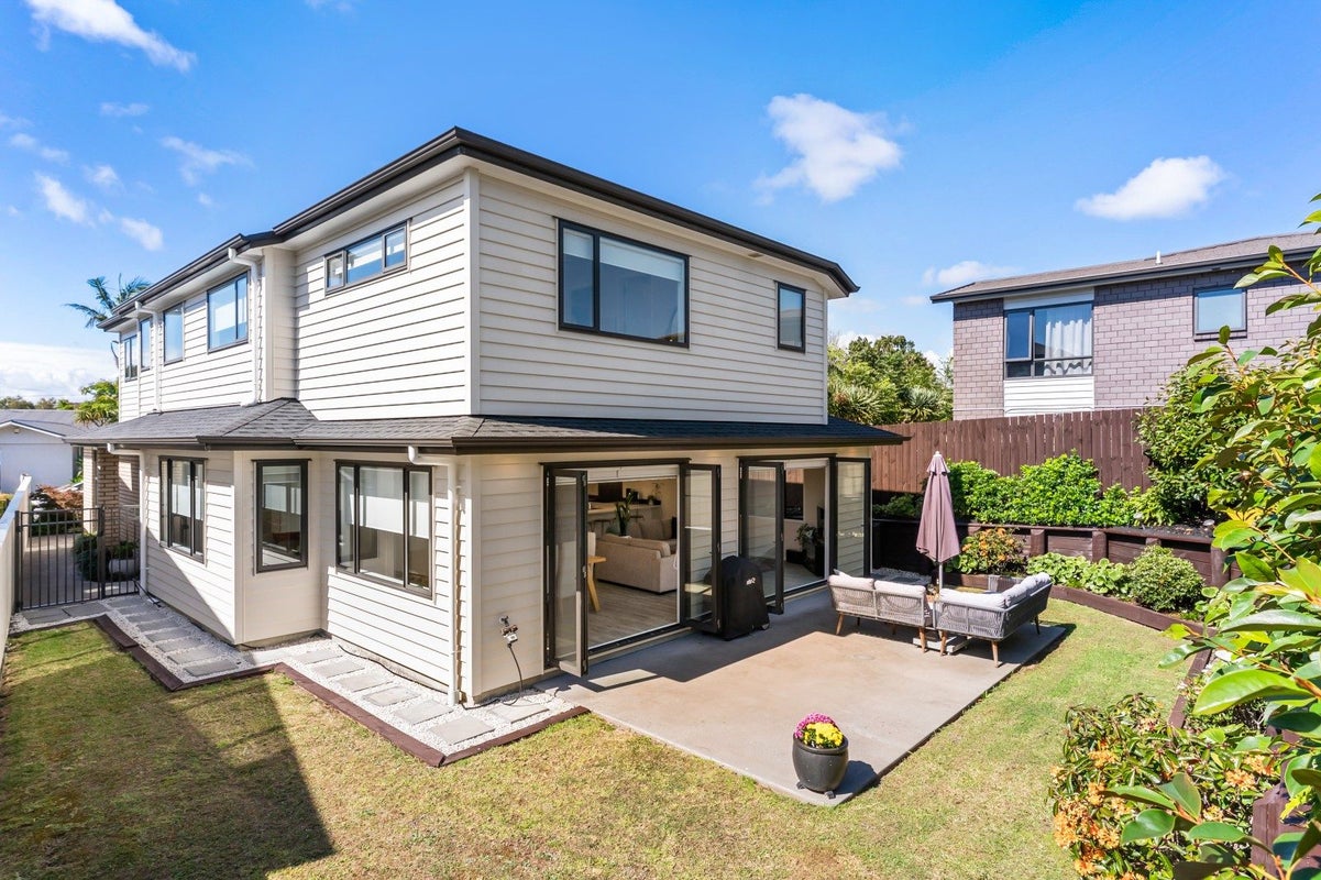 84 NELSON STREET, Howick, Auckland - Carousel 1