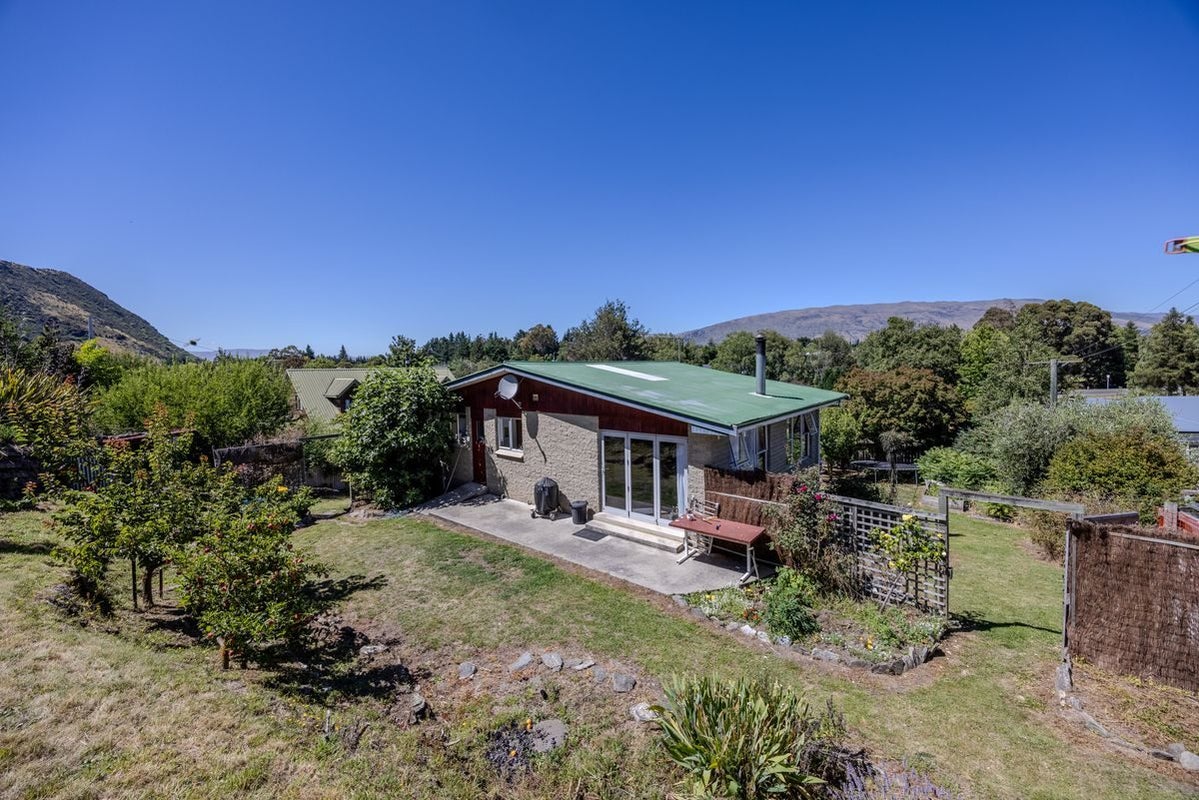 110 Hedditch Street, Wanaka - Carousel 24