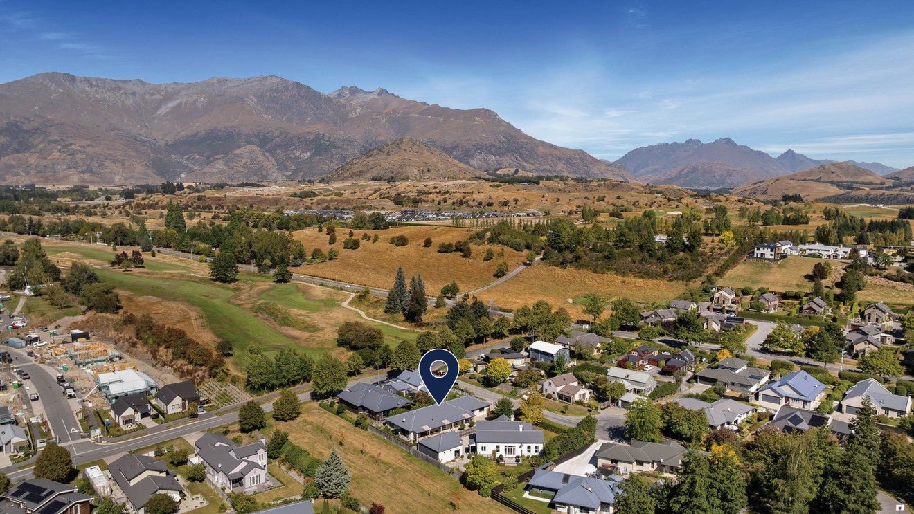 4 Innes Place, Arrowtown, Arrowtown - Carousel 23