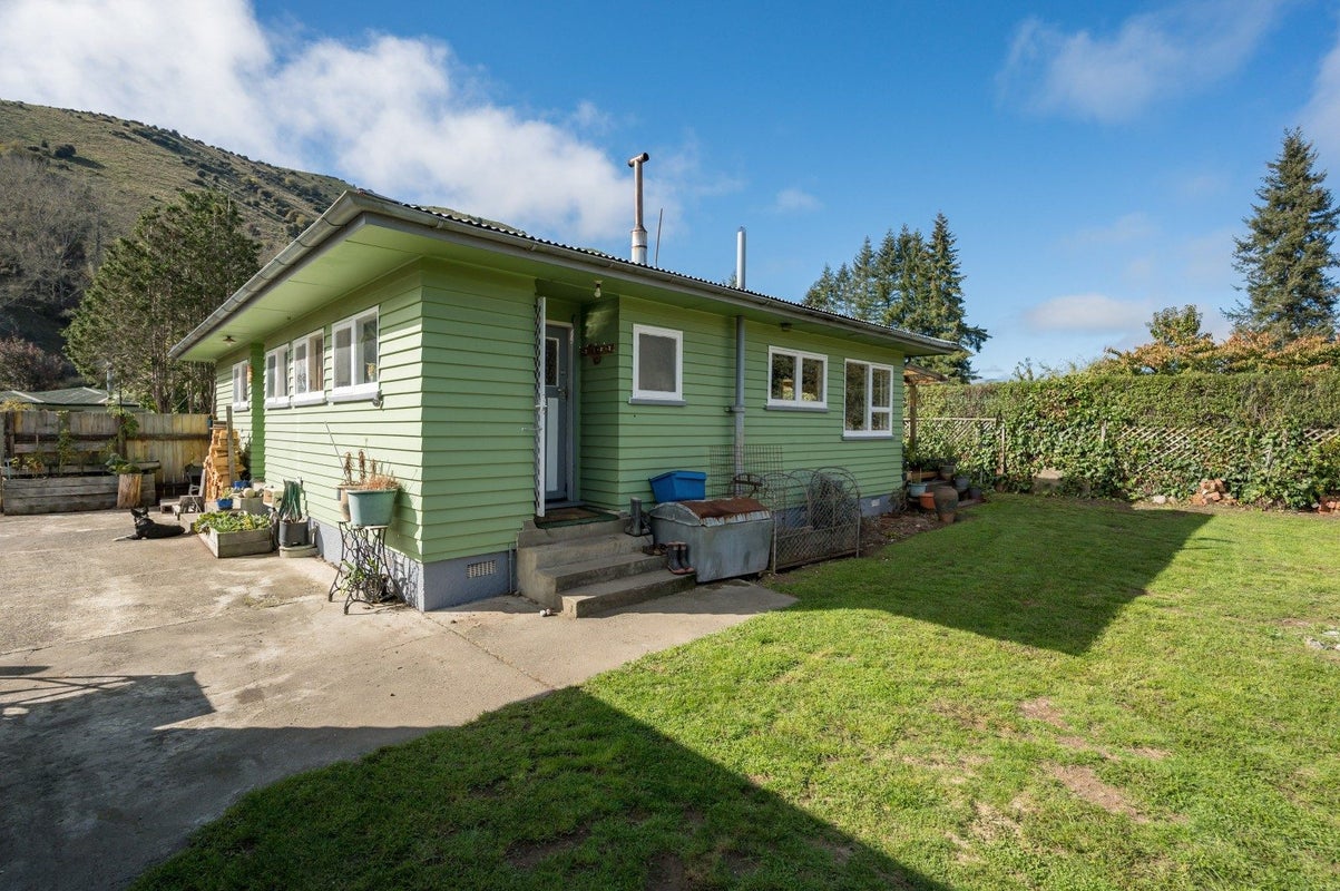 39 Matai Crescent, Tapawera - Carousel 1