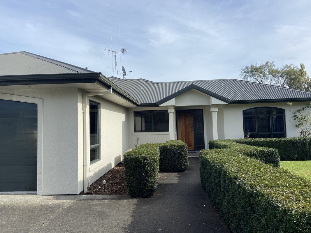 7 Greenwich Place, Rototuna, Hamilton - Carousel 1