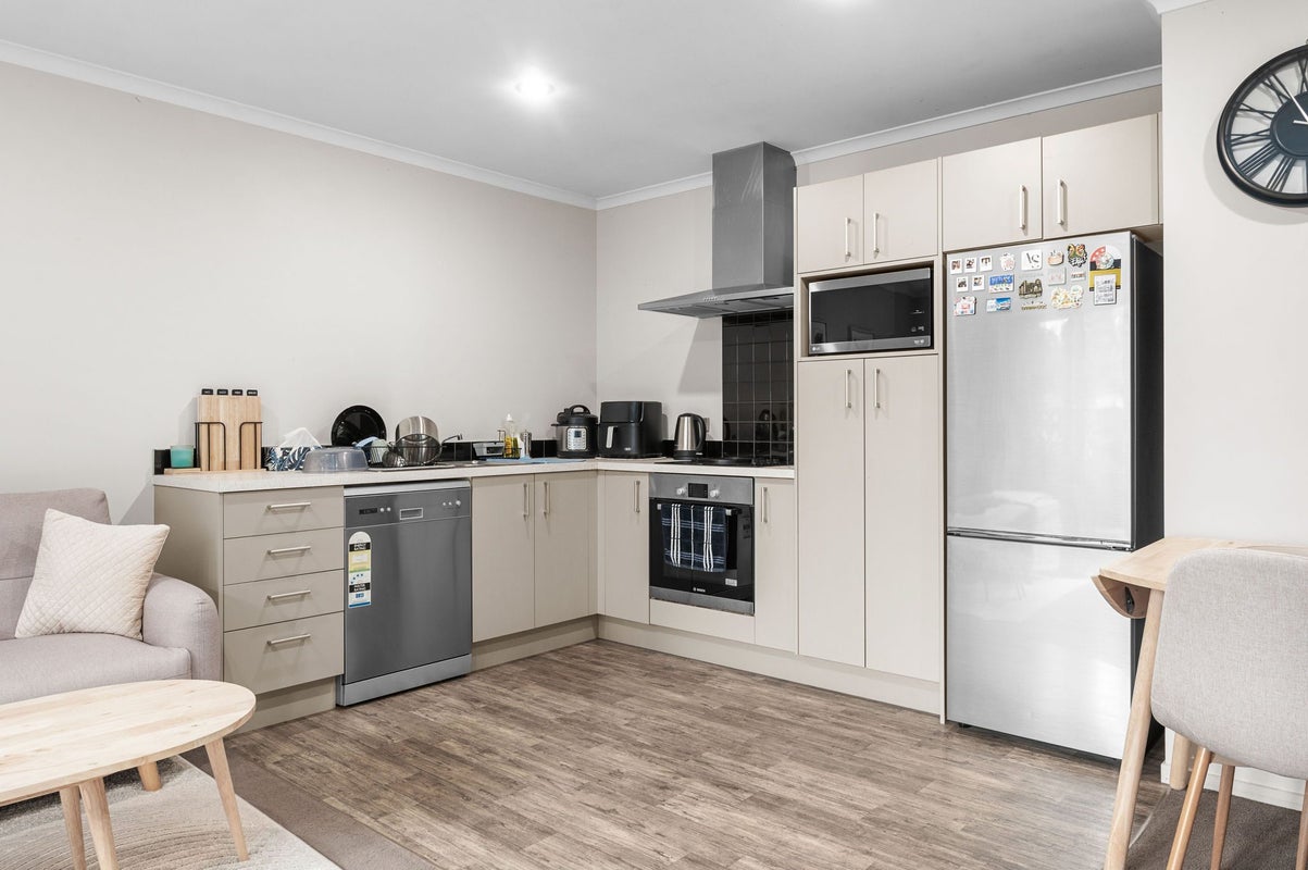 104D MacFarlane Street, Hamilton East, Hamilton - Carousel 2