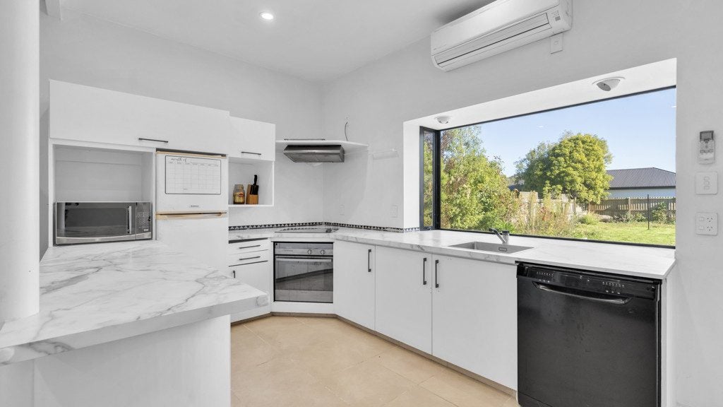 45 Nicholls Street, Richmond, Christchurch - Carousel 1