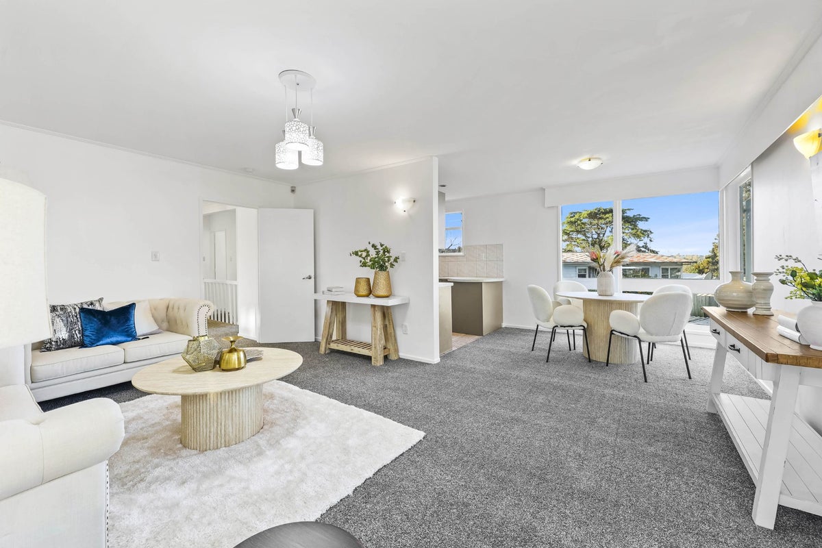 10 La Trobe Street, Pakuranga Heights, Auckland - Carousel 2