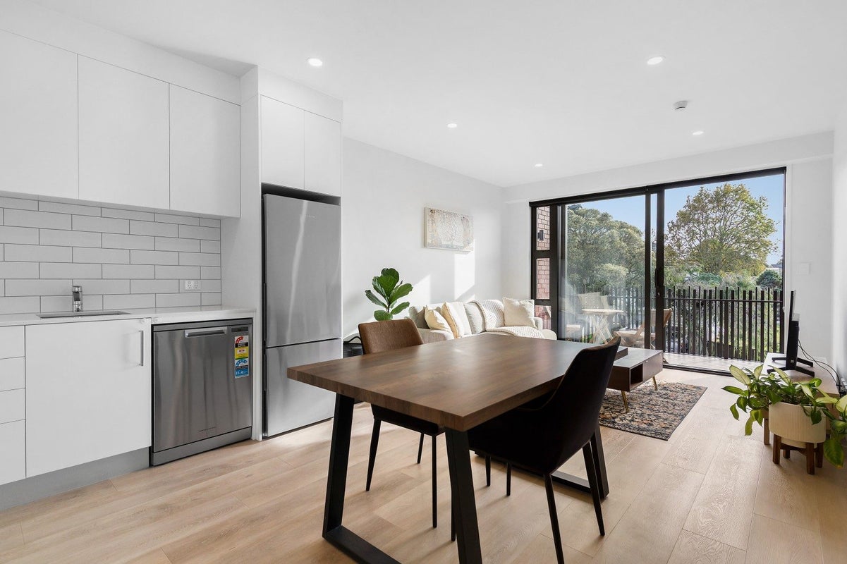 203/2 Ko Street, Northcote, Auckland - Carousel 2