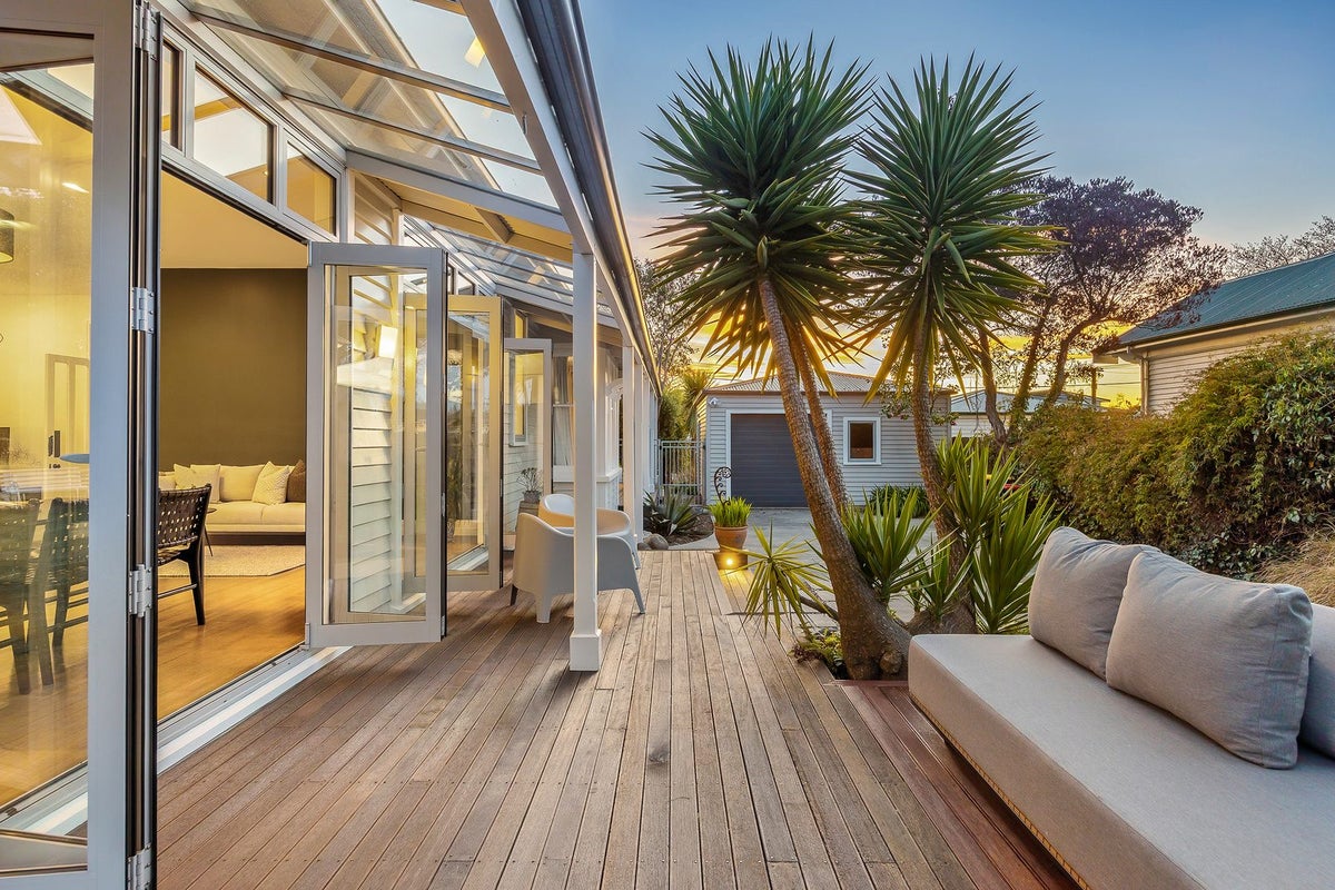 10 Beckenham Street, Sydenham, Christchurch - Carousel 1