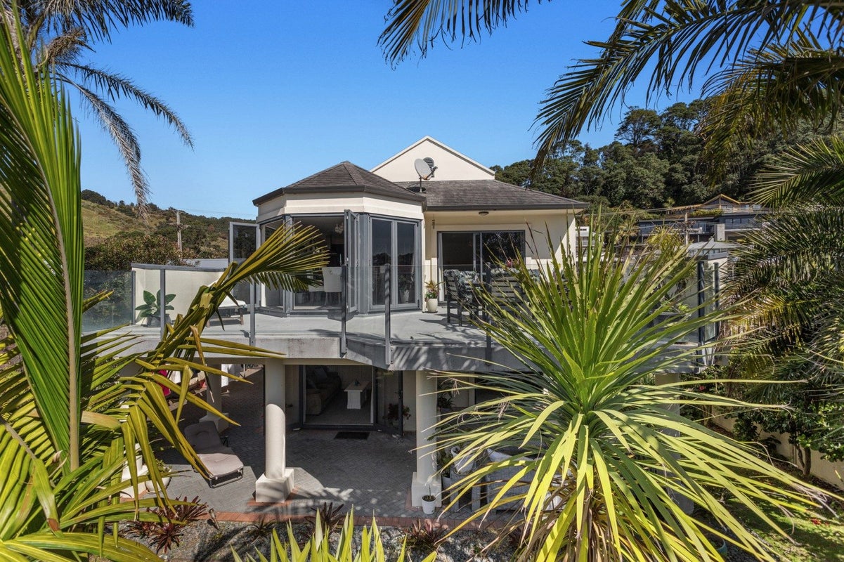53 Pohutukawa Avenue, Ohope, Ohope - Carousel 2