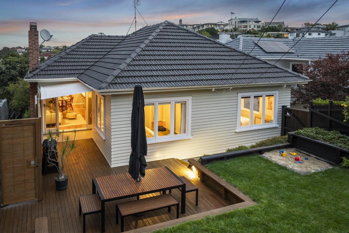 19 Riddell Road, Glendowie, Auckland - Carousel 2