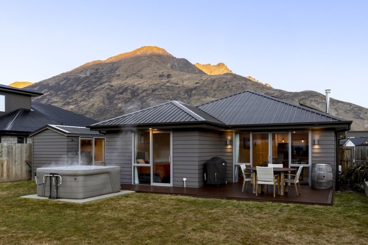 27 Walton Way, Lower Shotover, Queenstown - Carousel 1