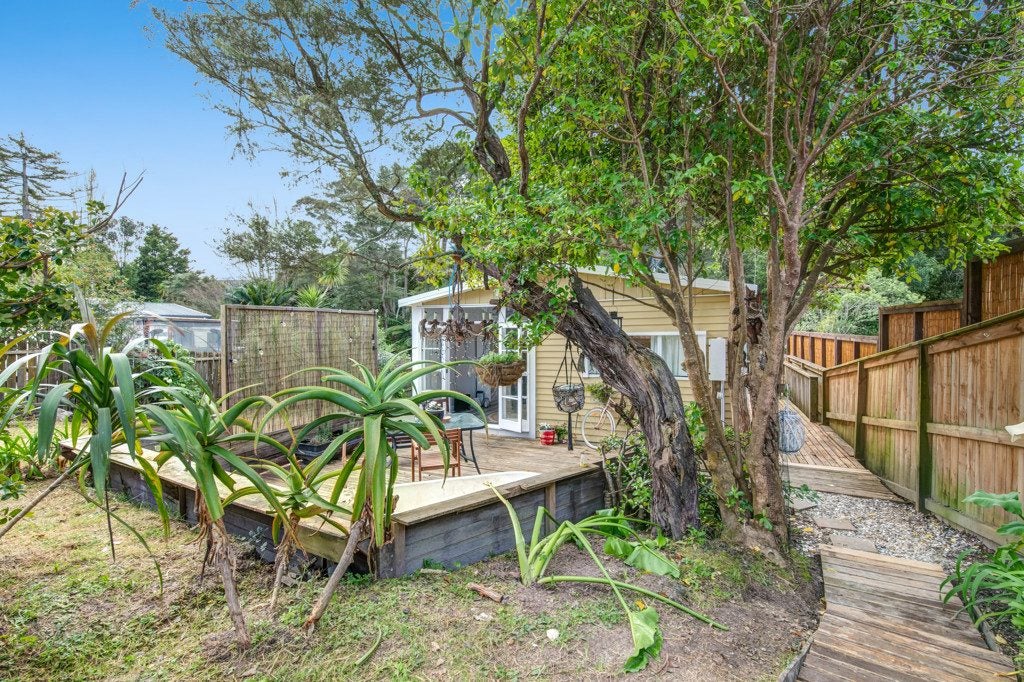 73A Gledstane Road, Stanmore Bay, Whangaparaoa - Carousel 1