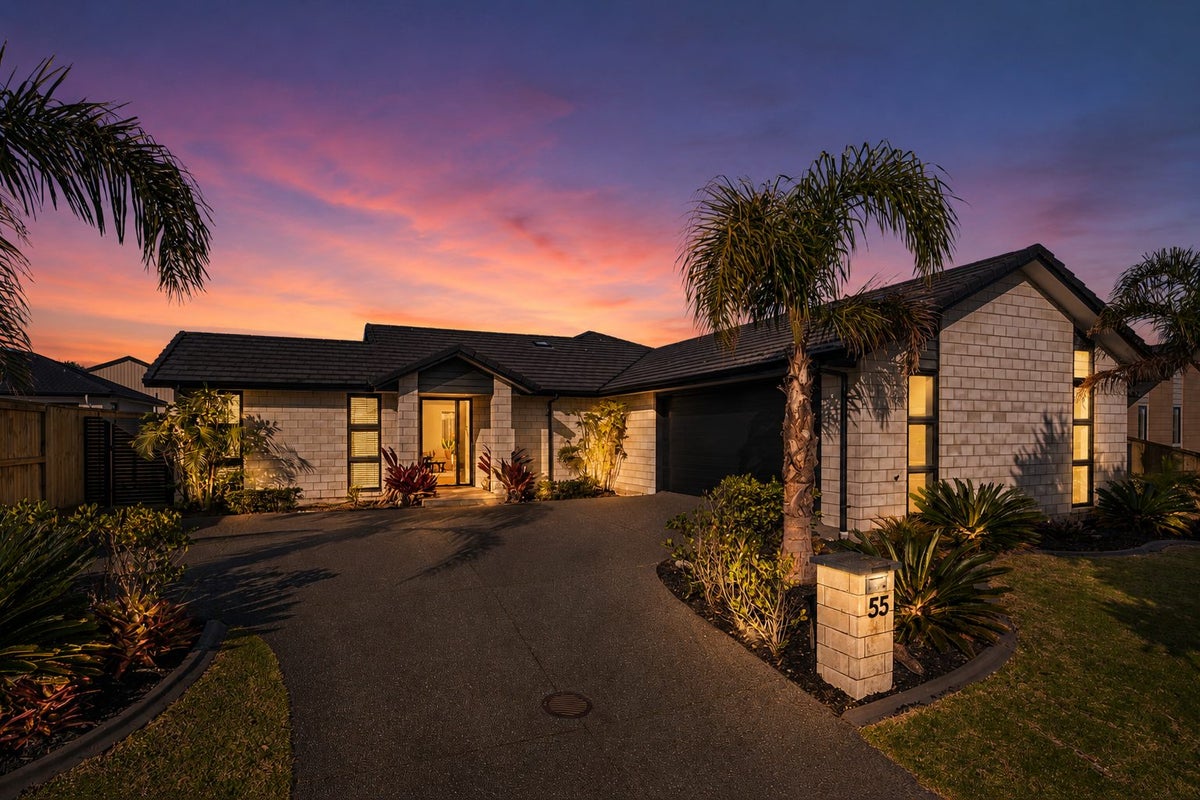 55 Golden Sands Drive, Papamoa Beach, Papamoa - Carousel 2