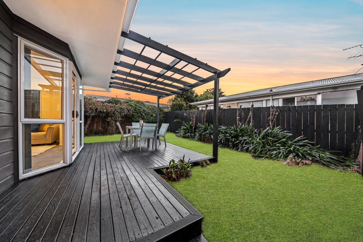 37B Portadown Avenue, Pakuranga Heights, Auckland - Carousel 1