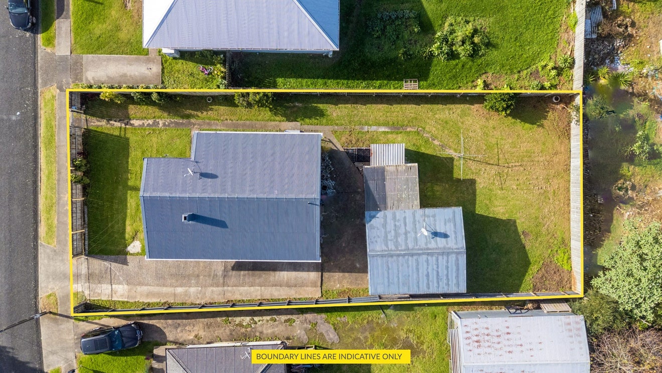 33 Pearl Baker Drive, Otara, Auckland - Carousel 1