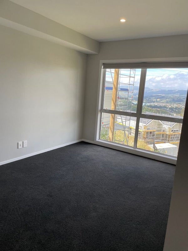 16 Kopua Place, Whitby, Porirua - Carousel 18