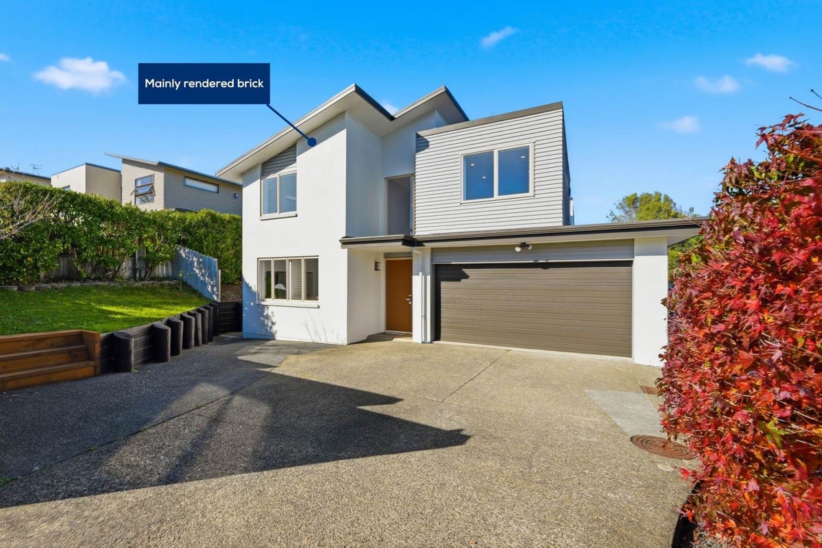 8 Hornbill Drive, Fairview Heights, Auckland - Carousel 1