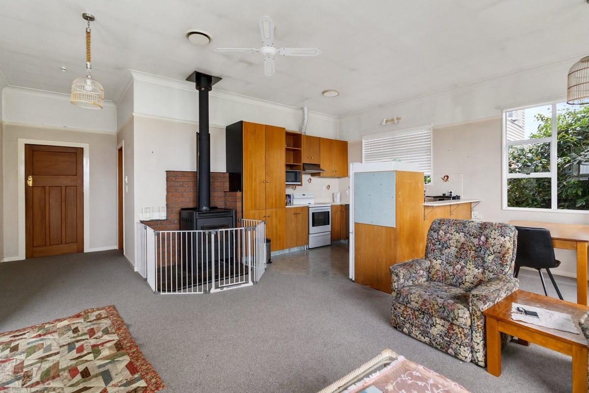279 Church Street, West End, Timaru - Carousel 2