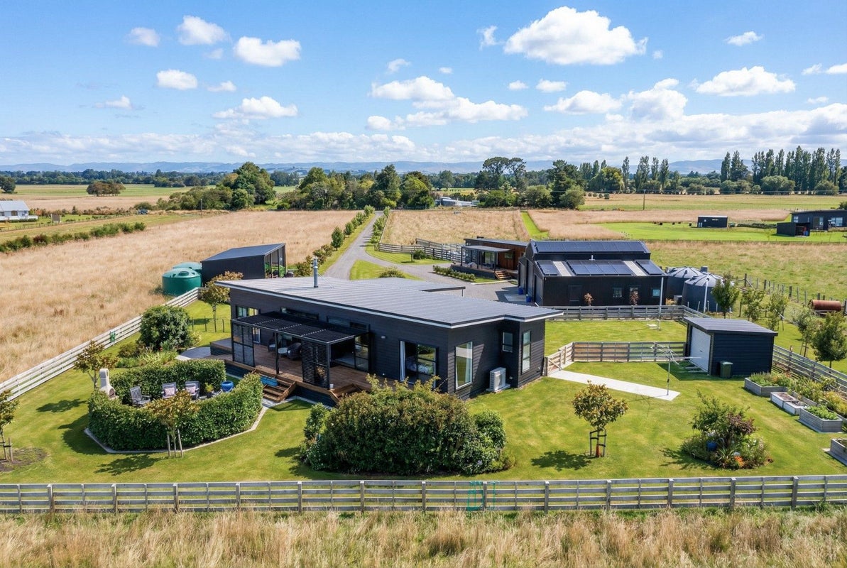 78 Thomas Road, Carrington, Carterton - Carousel 1