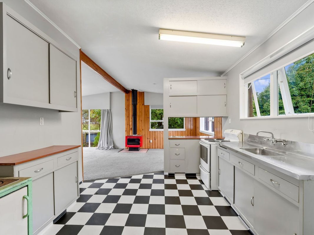 12 Carston Street, Leeston, Leeston - Carousel 2