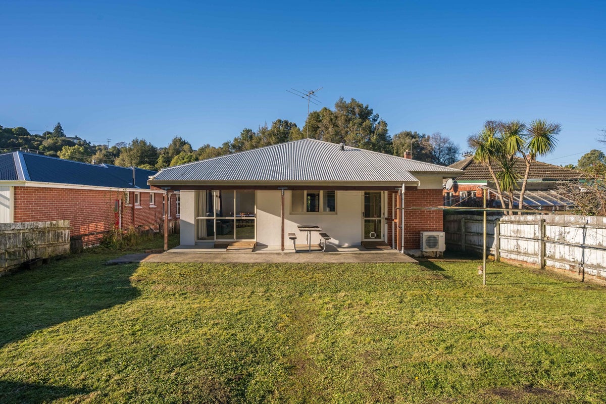5 Malvern Street, Woodhaugh, Dunedin - Carousel 2
