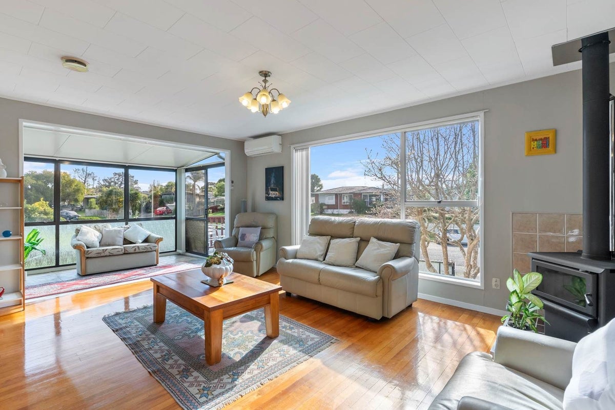 44 Hope Farm Avenue, Pakuranga Heights, Auckland - Carousel 2