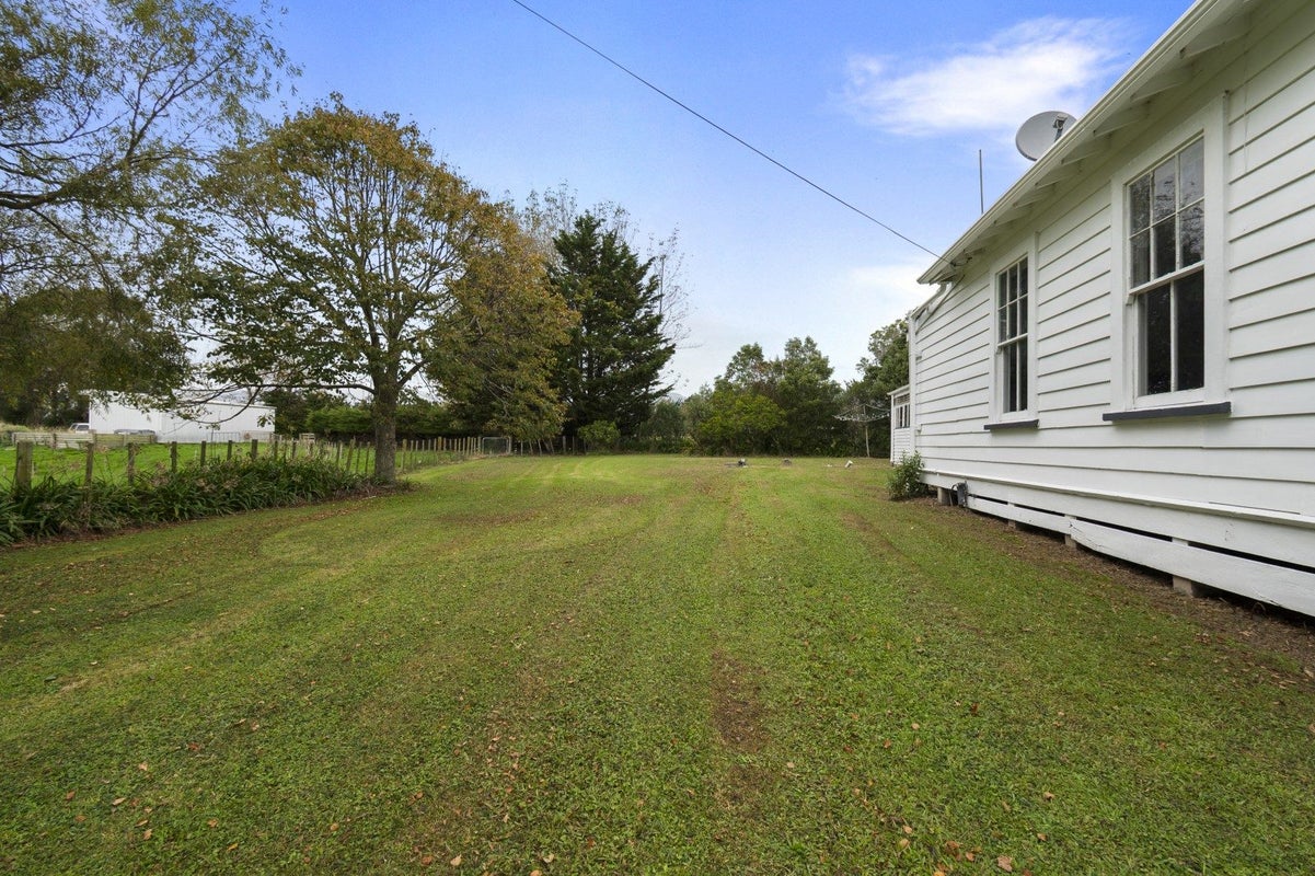 1367 Tennent Drive, Linton, Palmerston North - Carousel 20