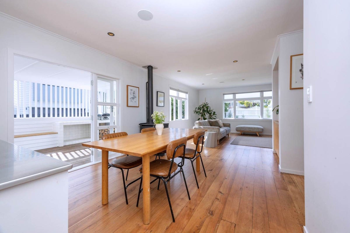 1/33 West Coast Road, Glen Eden, Auckland - Carousel 2