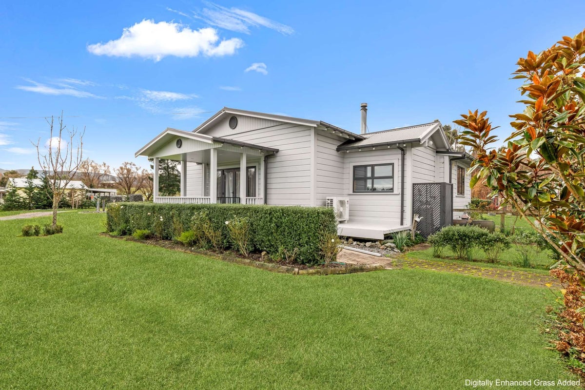 100 Cole Street, Dannevirke, Dannevirke - Carousel 2