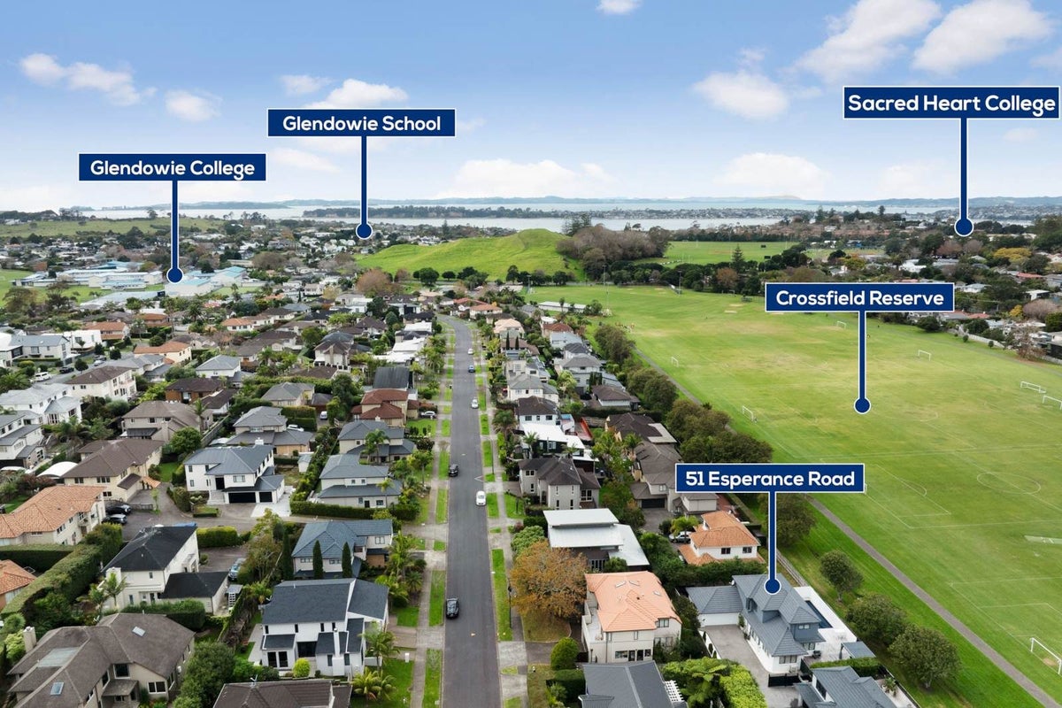 51 Esperance Road, Glendowie, Auckland - Carousel 43