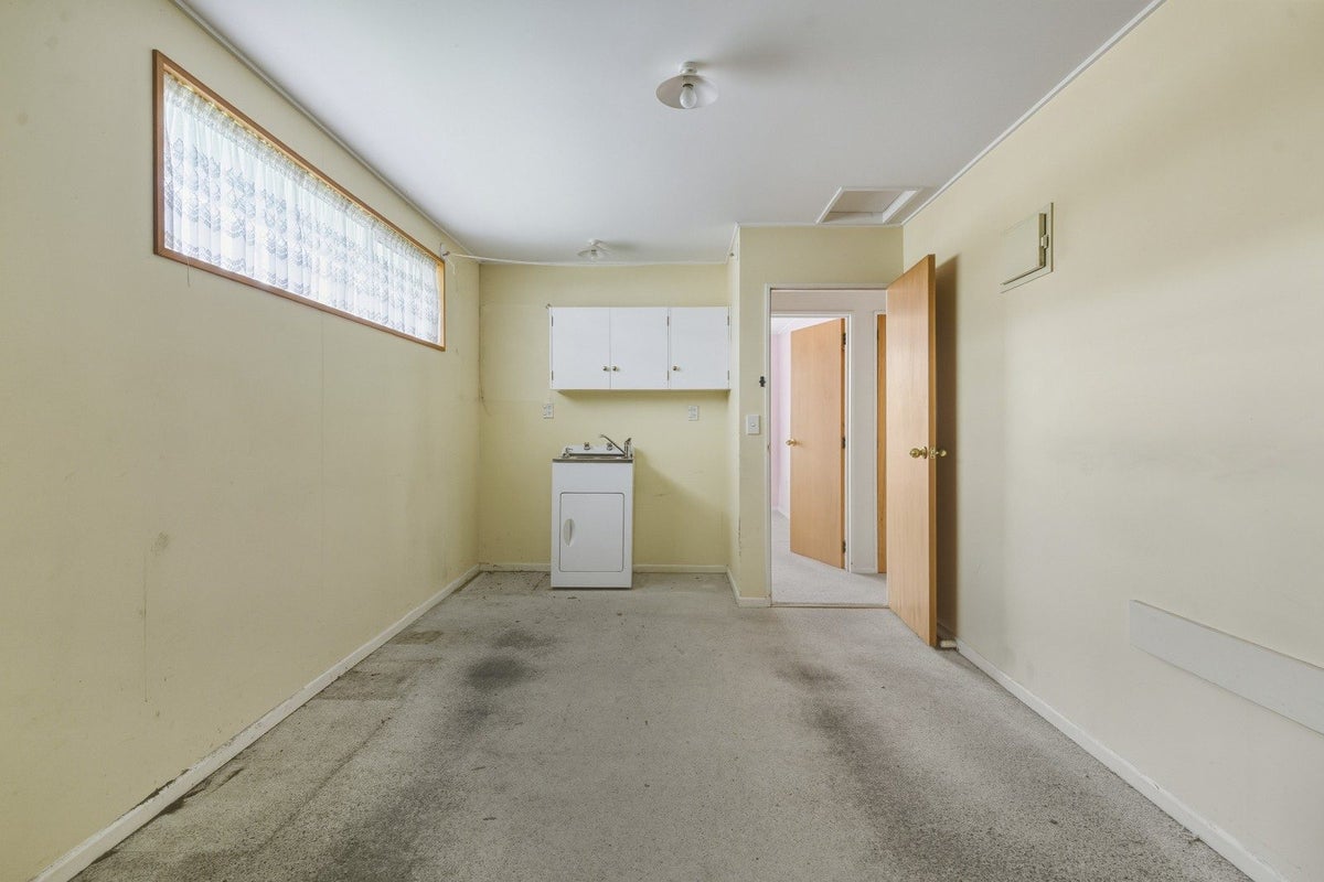76A Bay View Road, South Dunedin, Dunedin - Carousel 24
