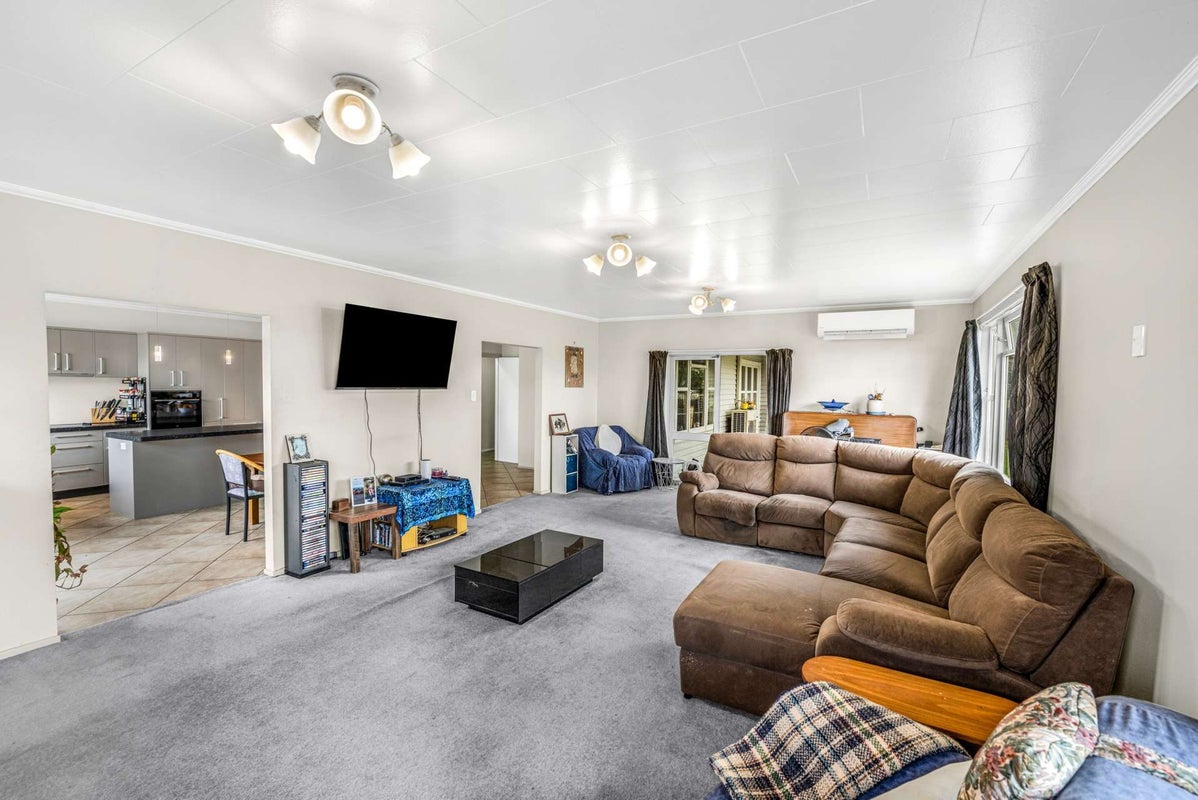 716 Gordon Road, Raureka, Hastings - Carousel 2