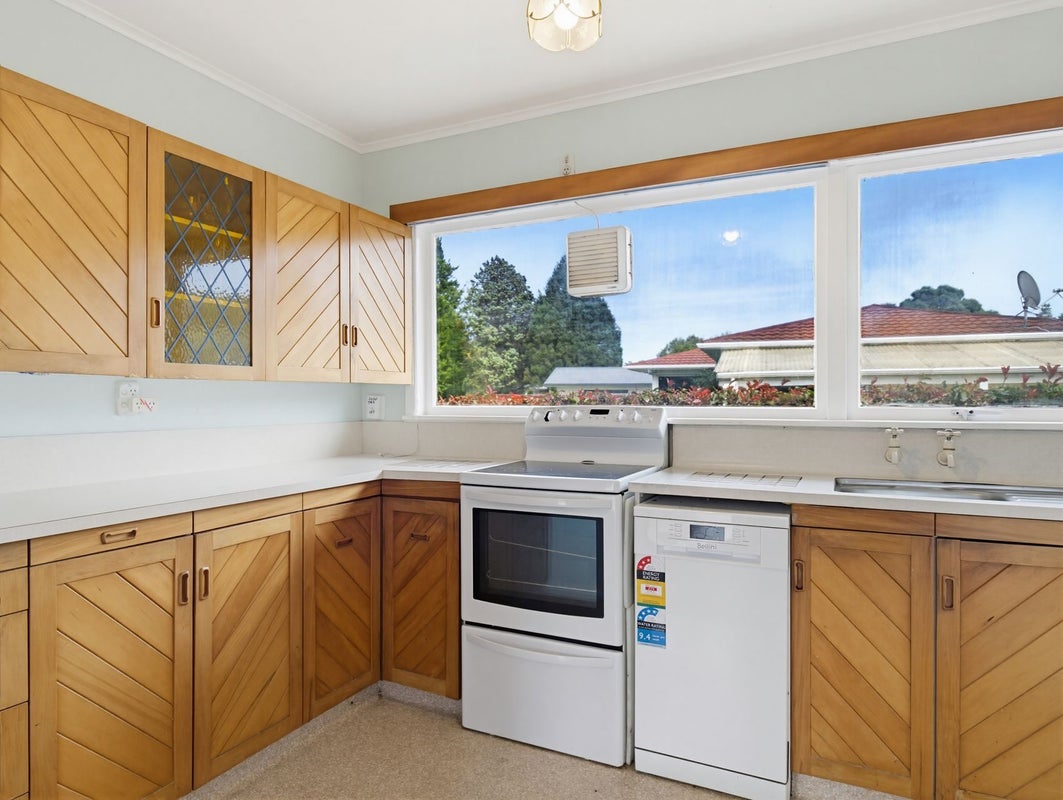 4 Jubilee Crescent, Whakatane, Whakatane - Carousel 2