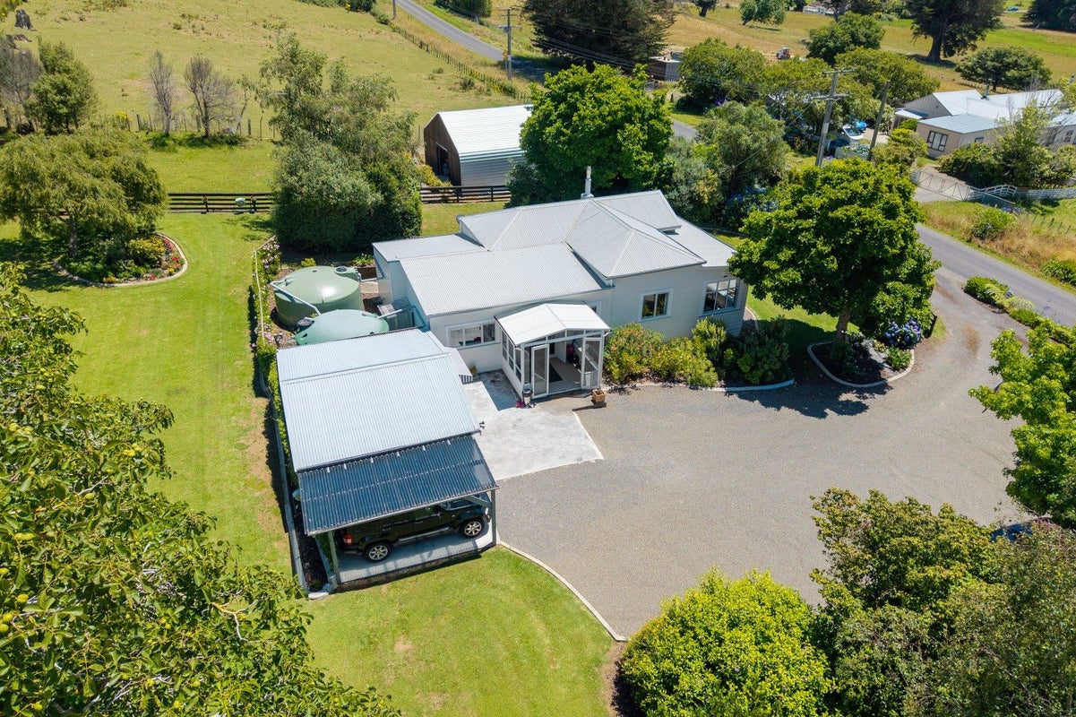28 Arthur Road, Norsewood, Norsewood - Carousel 2
