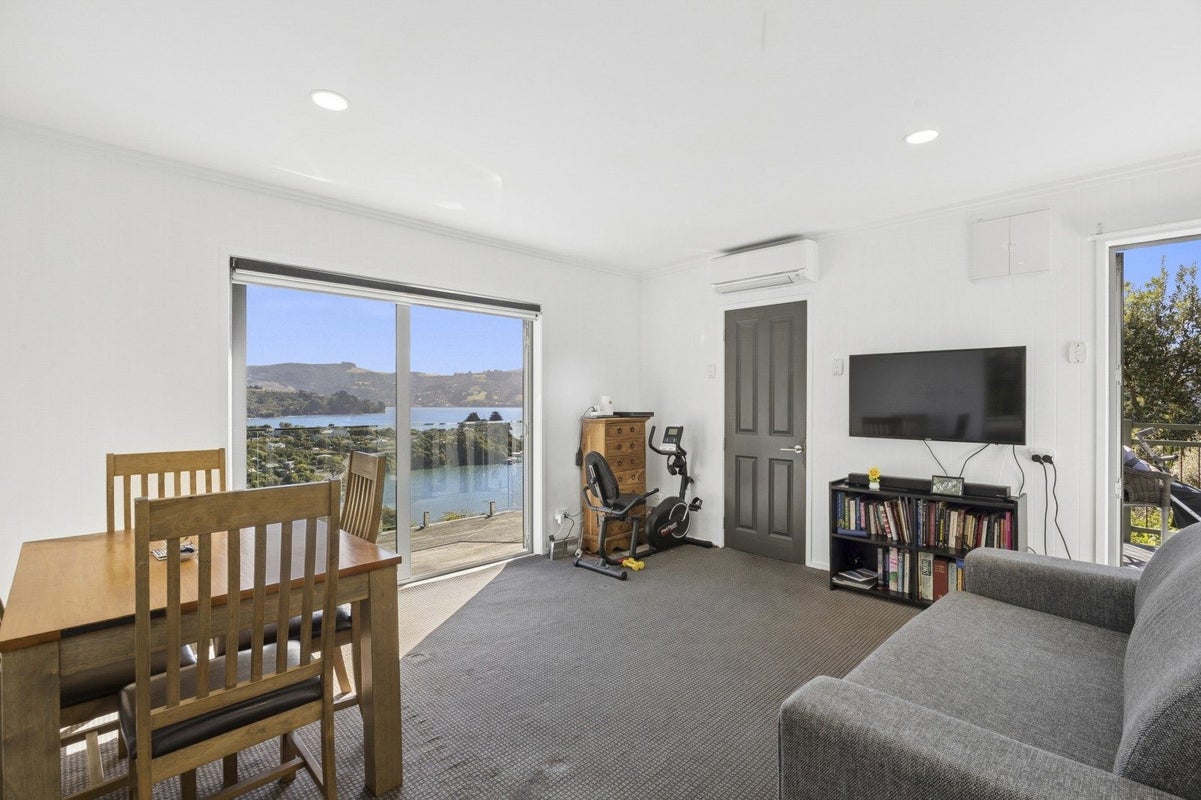 78 Oxley Crescent, Broad Bay, Dunedin - Carousel 2