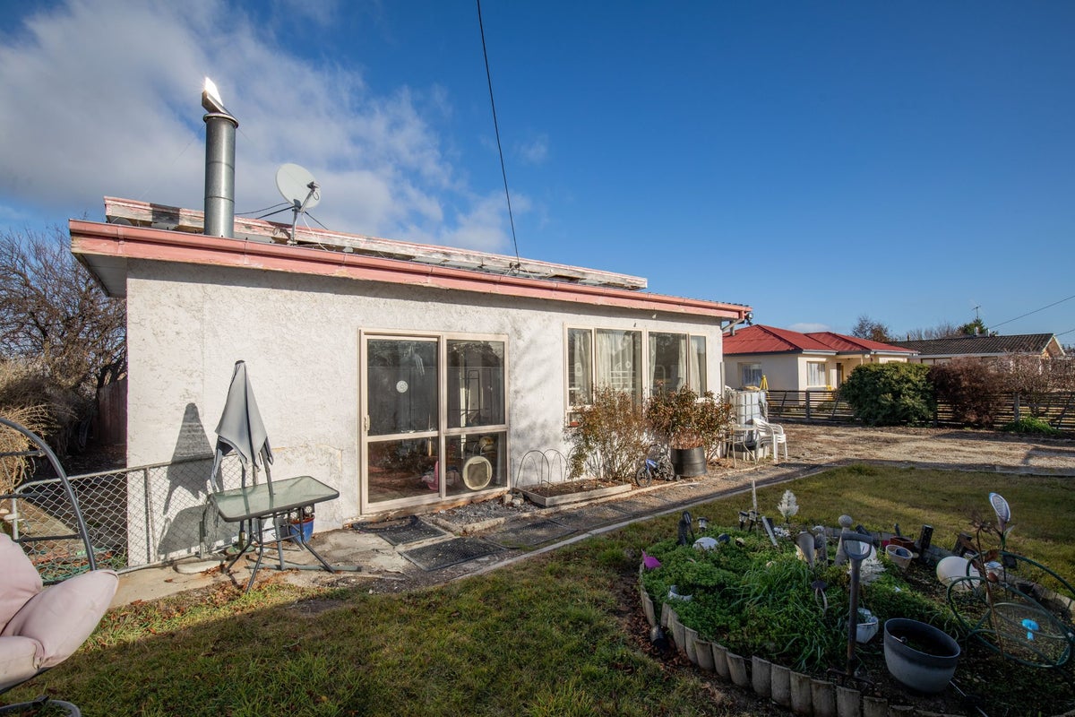 36 Bute Street, Ranfurly, Ranfurly - Carousel 2