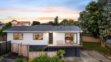 9 Sispara Place, Beach Haven, Auckland - Carousel 1