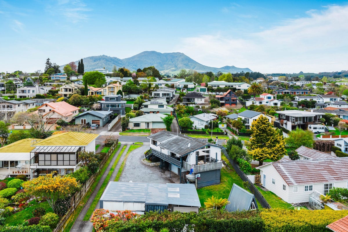 45 Kurupae Road, Hilltop, Taupo - Carousel 38