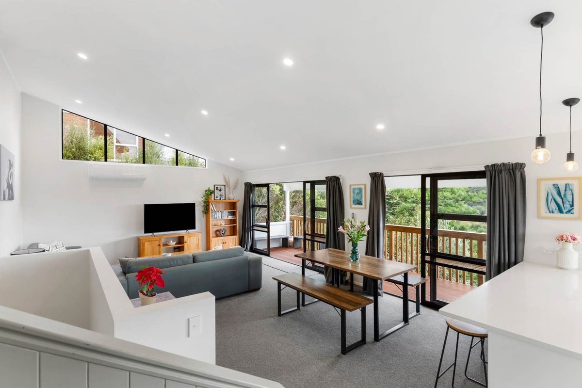 119 Stredwick Drive, Torbay, Auckland - Carousel 1
