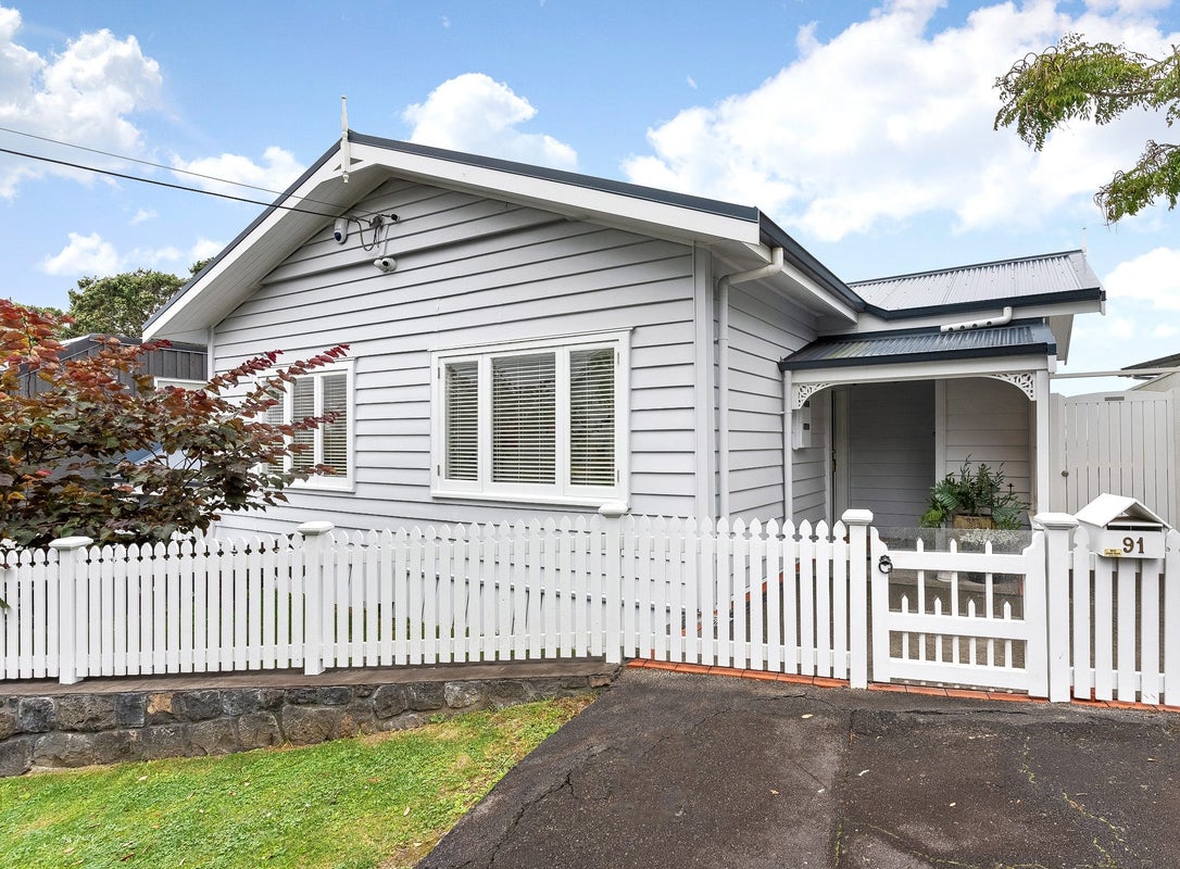 2/91 Princes Street, Northcote Point, Auckland - Carousel 2