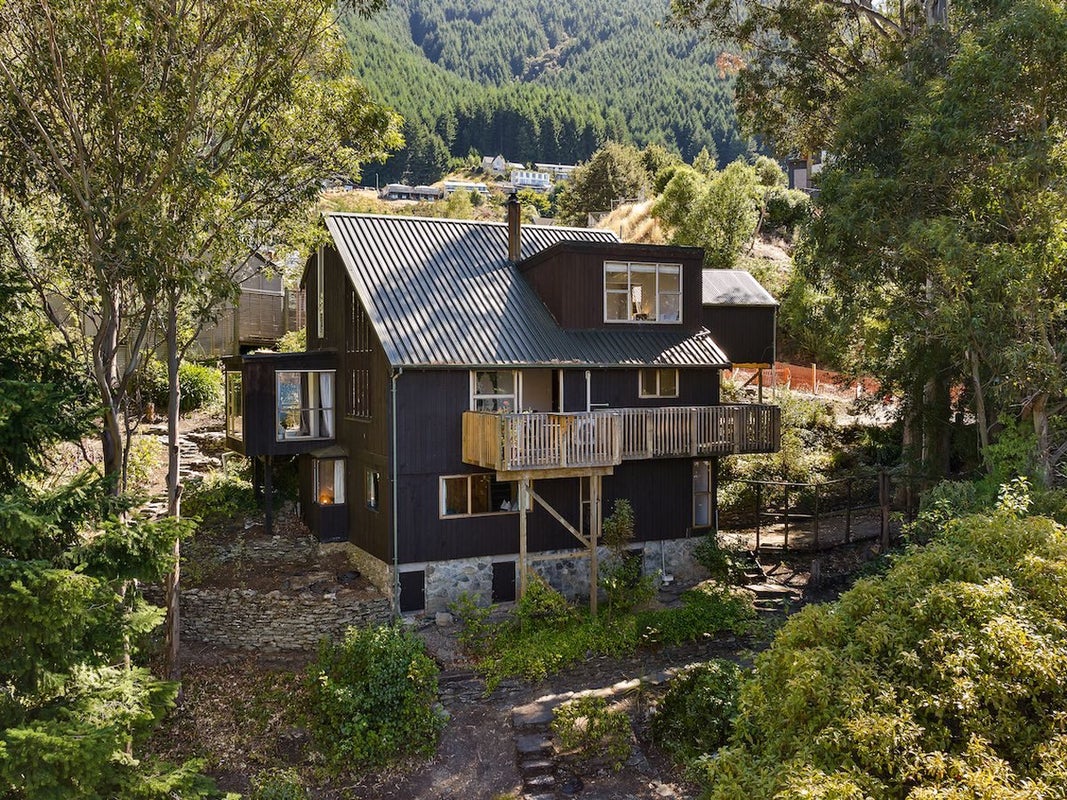 44 Arawata Terrace, Sunshine Bay, Queenstown - Carousel 2
